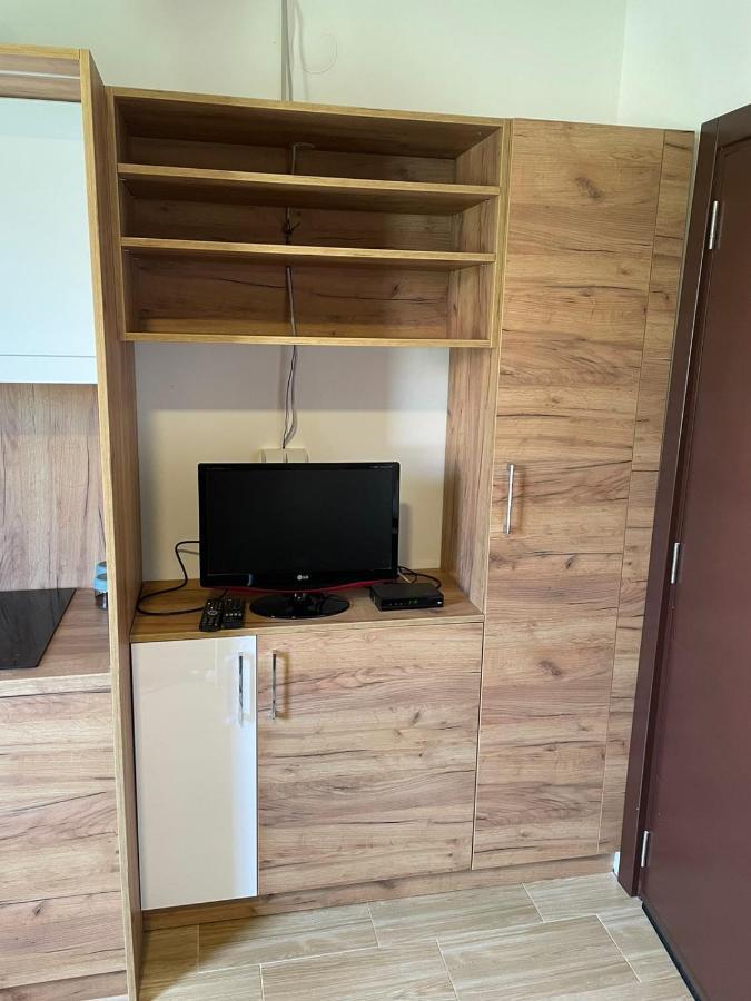 Apartments "Predah Kod Baraca" Ni Esterno foto