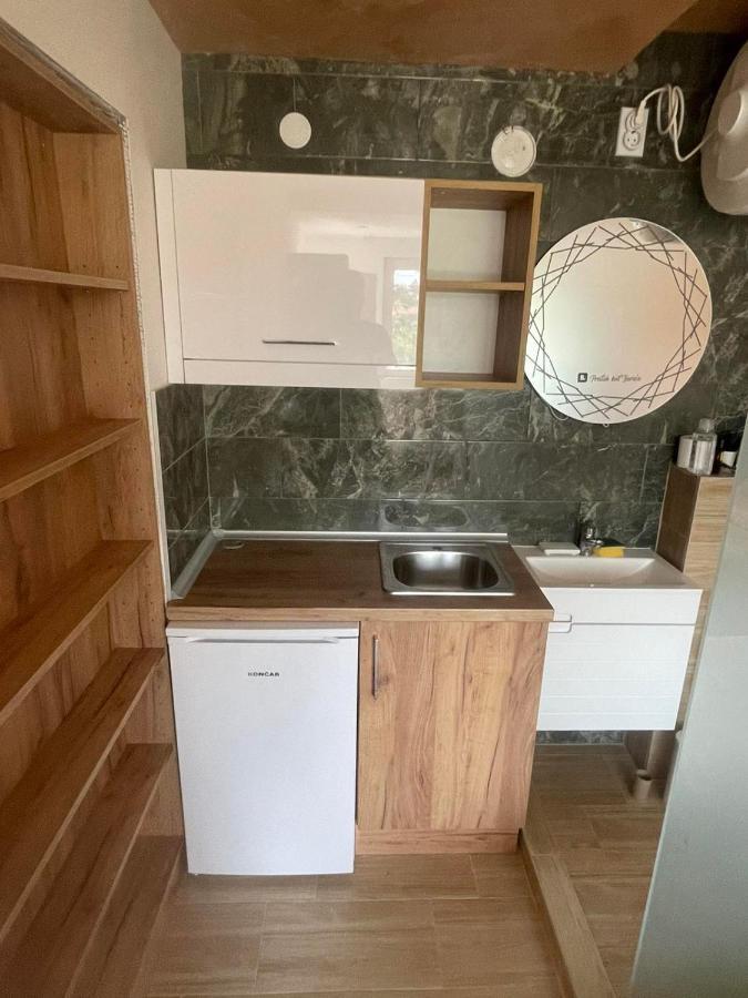 Apartments "Predah Kod Baraca" Ni Esterno foto