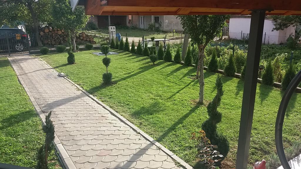 Apartments "Predah Kod Baraca" Ni Esterno foto