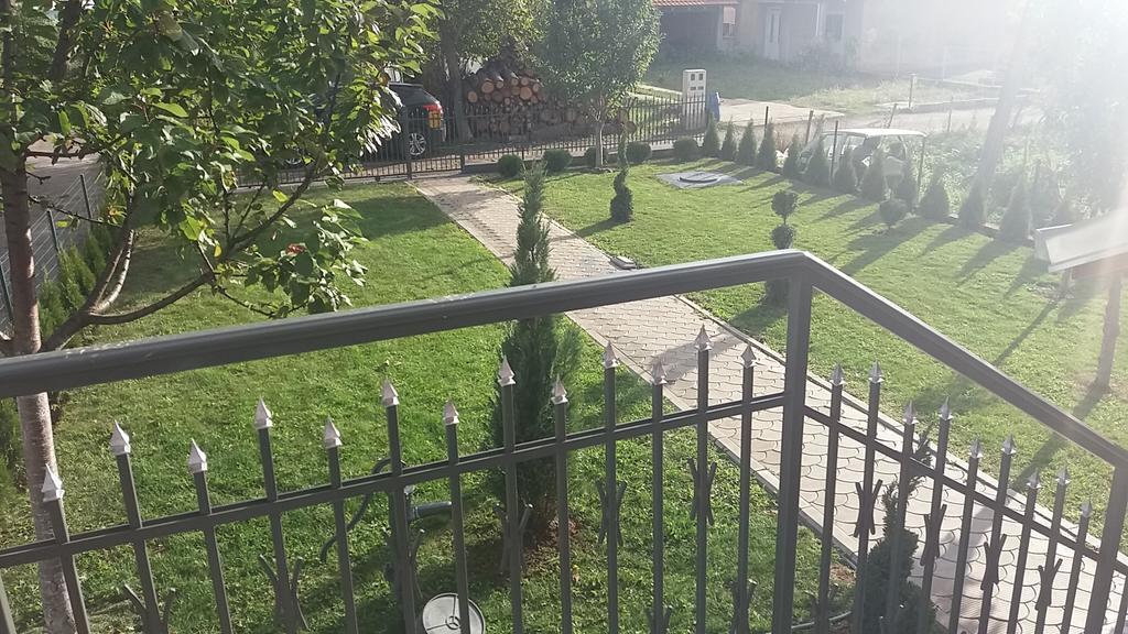 Apartments "Predah Kod Baraca" Ni Esterno foto