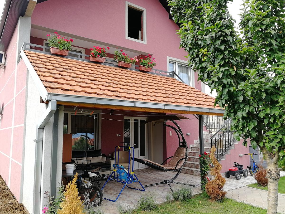 Apartments "Predah Kod Baraca" Ni Esterno foto