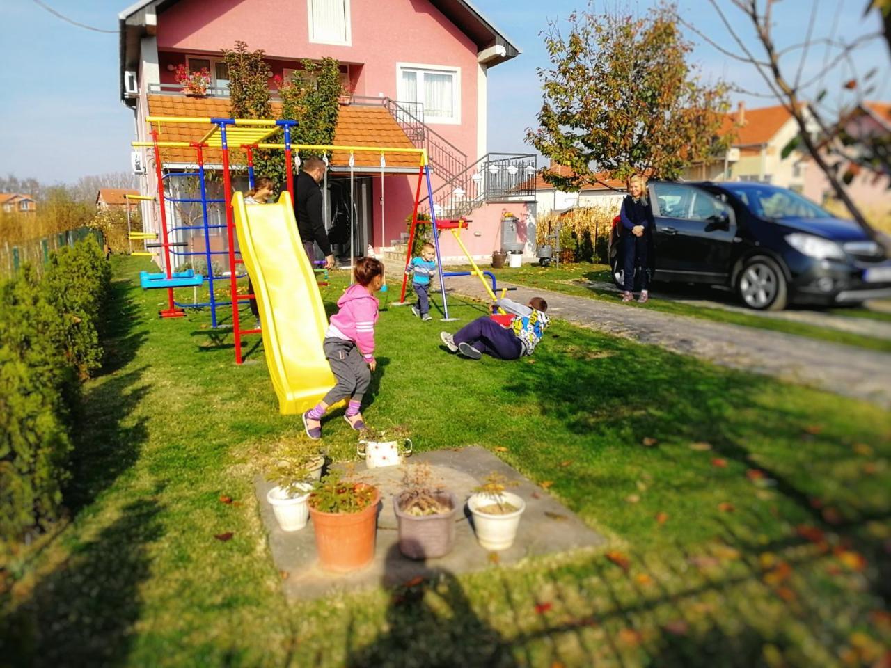 Apartments "Predah Kod Baraca" Ni Esterno foto